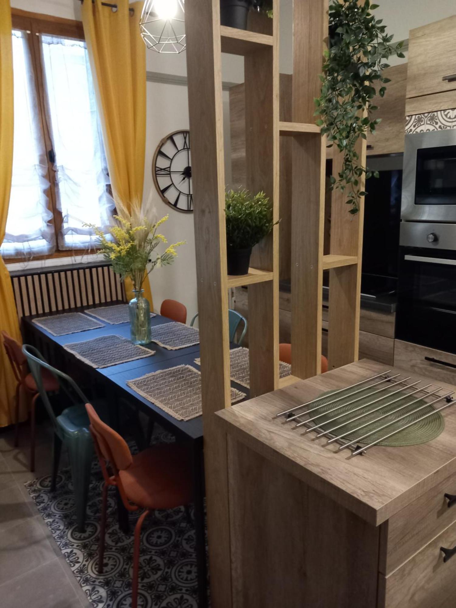 Les Loges Du Theatre Degustation Champagne Offerte Jacuzzi Sauna Jeux Velos Maison Prive 150M2 Historique 14Pers Max Emplacement Exceptionnel Et Chic, 200M De L'Avenue De Champagne, Gare, Musee, Jardins, Restaurations, Toutes Commodites 에페르네이 외부 사진
