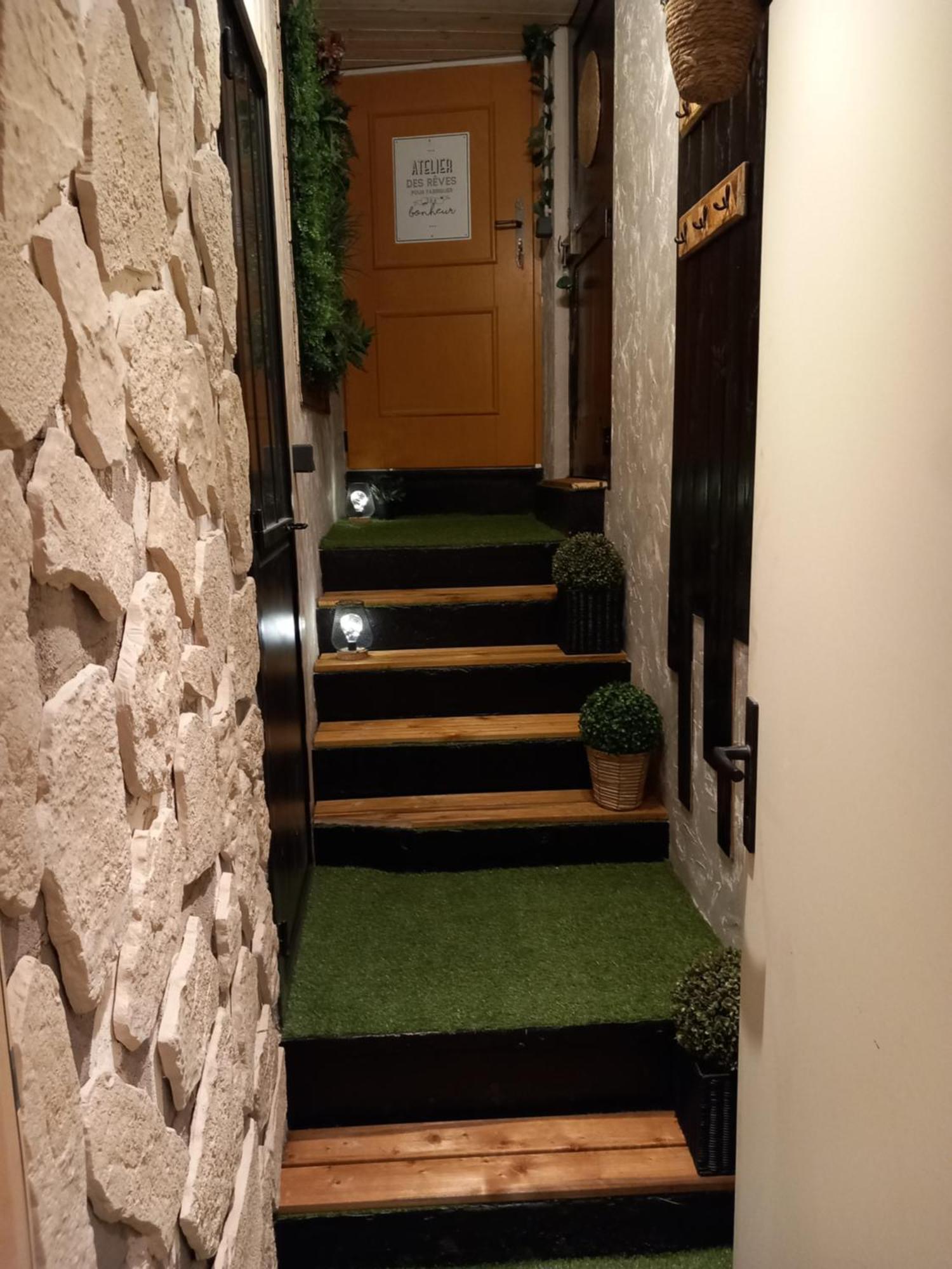 Les Loges Du Theatre Degustation Champagne Offerte Jacuzzi Sauna Jeux Velos Maison Prive 150M2 Historique 14Pers Max Emplacement Exceptionnel Et Chic, 200M De L'Avenue De Champagne, Gare, Musee, Jardins, Restaurations, Toutes Commodites 에페르네이 외부 사진